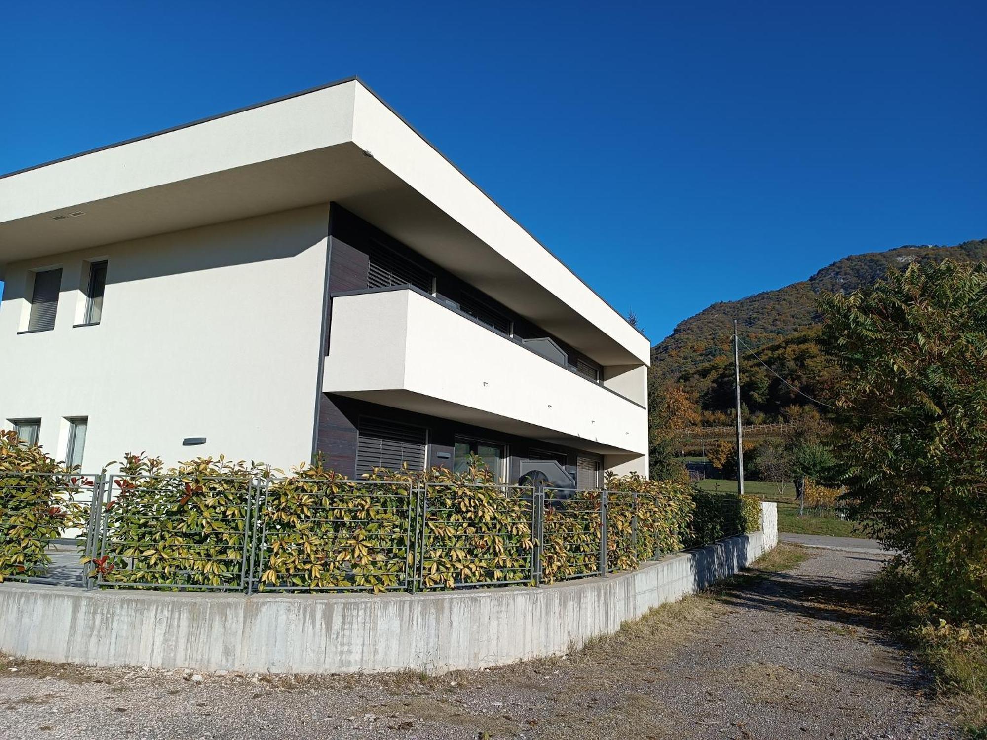 Appartamenti Moderni, Luminosi E Tranquilli Con Parcheggio Privato - Agritur La Tenuta Тренто Екстер'єр фото
